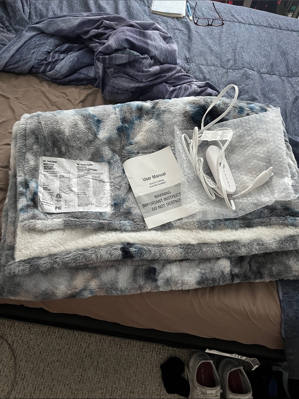 Plush Electric Heated Throw Blanket - Gray Blue Faux Fur 62”x84” twin